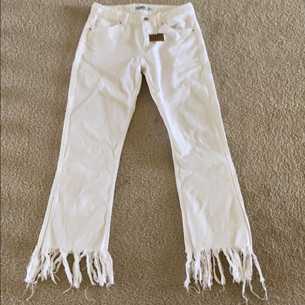 white frill bottom jeans from Zara basic denim